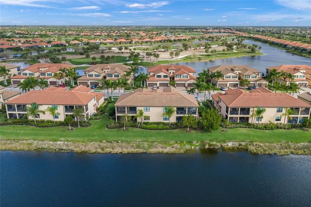 10805 TARFLOWER DRIVE 102, Venice, FL 34293