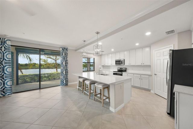 10805 TARFLOWER DRIVE 102, Venice, FL 34293