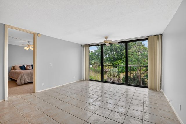 501 SW 11th Place 412, Boca Raton, FL 33432