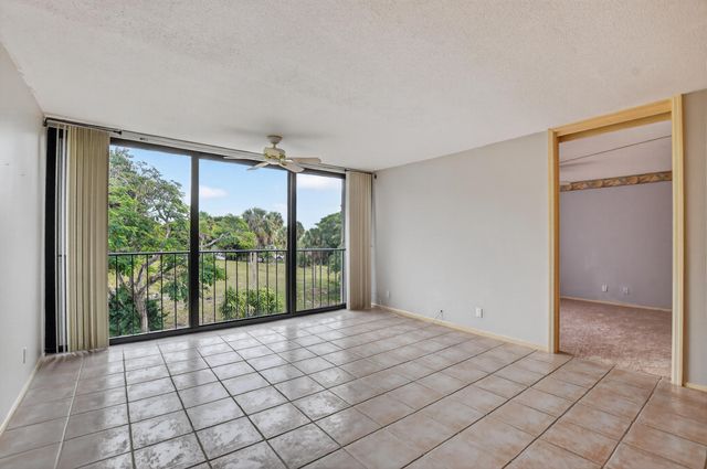 501 SW 11th Place 412, Boca Raton, FL 33432