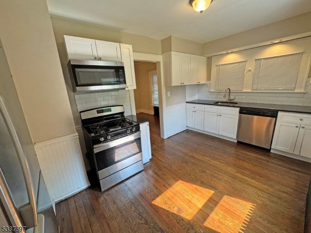 235 Plainfield Ave, Berkeley Heights Twp., NJ 07922