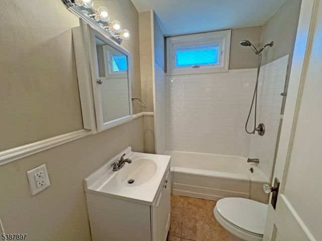 235 Plainfield Ave, Berkeley Heights Twp., NJ 07922