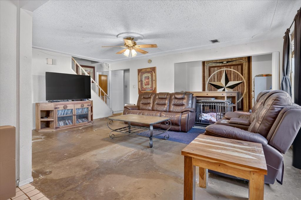 416 Cedarwood Street, Azle, TX 76020 — photo 5