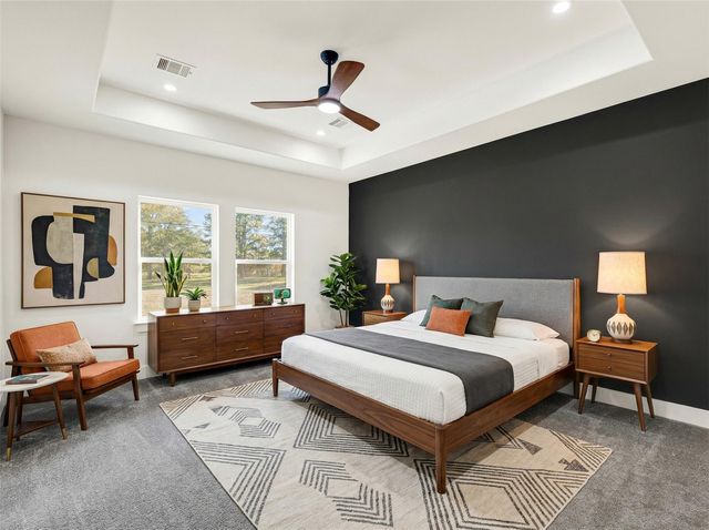 105 Bledsoe St, Prairie View, TX 77445