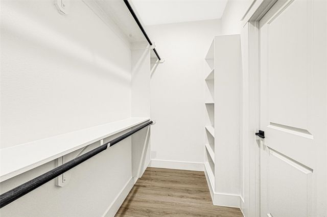 105 Bledsoe St, Prairie View, TX 77445