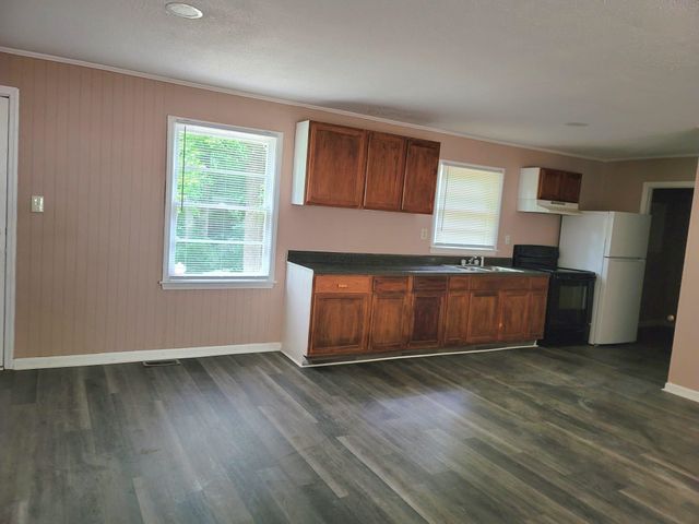 200 Lincoln Drive, Gaffney, SC 29341