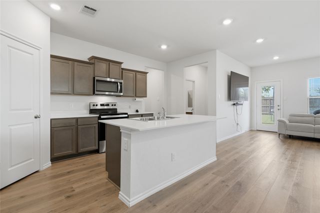 2102 Bailer Way, Royse City, TX 75189