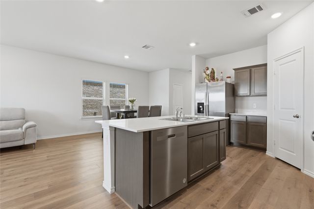 2102 Bailer Way, Royse City, TX 75189