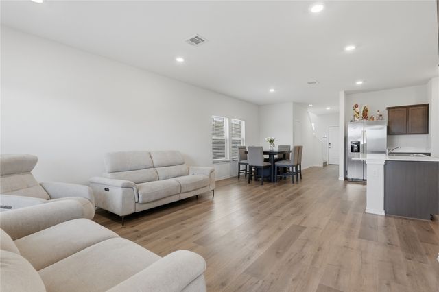 2102 Bailer Way, Royse City, TX 75189