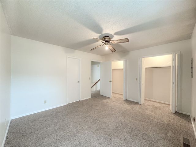 4114 N Sunflower Circle, Fayetteville, AR 72703