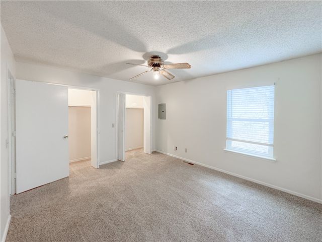 4114 N Sunflower Circle, Fayetteville, AR 72703