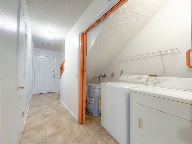 4114 N Sunflower Circle, Fayetteville, AR 72703