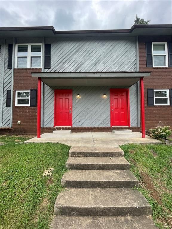 4114 N Sunflower Circle, Fayetteville, AR 72703