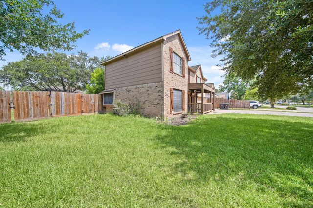 4800 Heathrow, Alvin, TX 77511