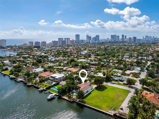 1047 S Southlake Dr, Hollywood, FL 33019