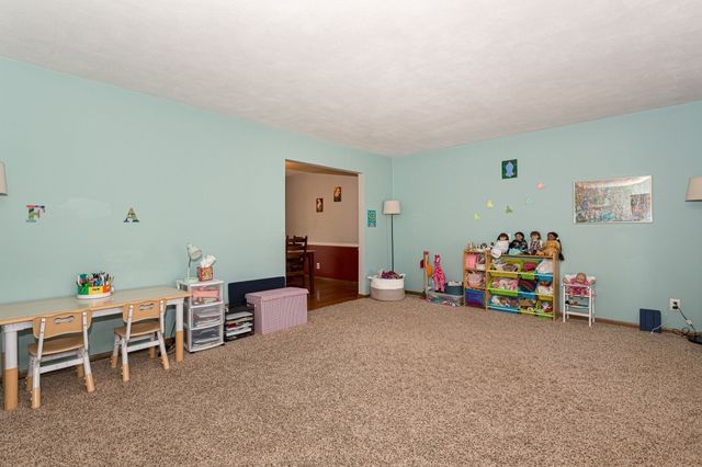 2039 E 46th Street, Davenport, IA 52807