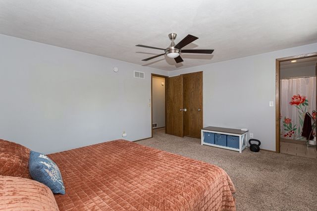 2039 E 46th Street, Davenport, IA 52807