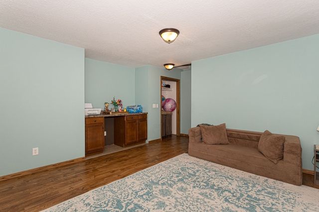 2039 E 46th Street, Davenport, IA 52807