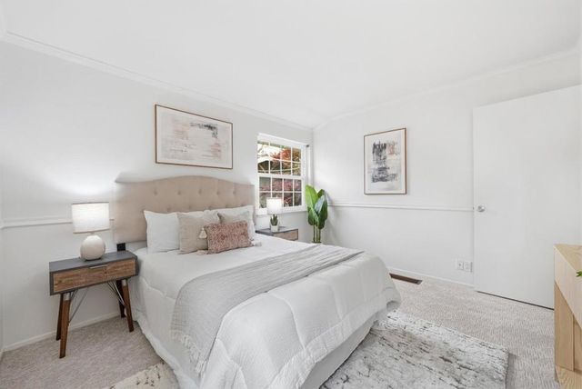 38 Devonshire Avenue 6, Mountain View, CA 94043