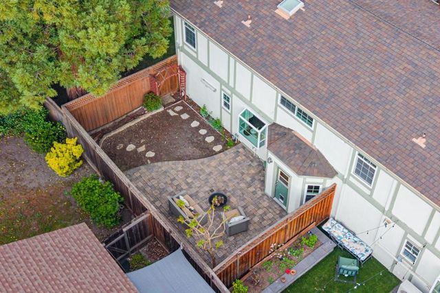 38 Devonshire Avenue 6, Mountain View, CA 94043