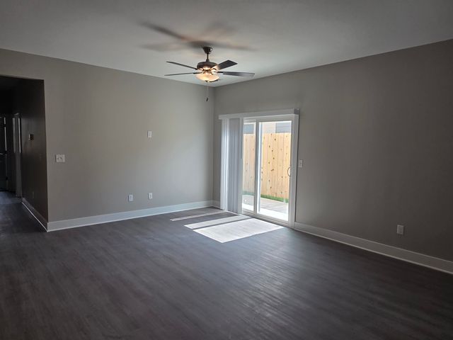 2449 S Wheatland Ct, Wichita, KS 67235