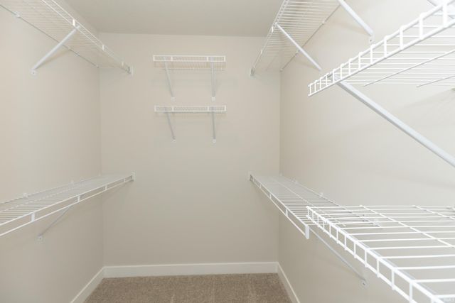 2715 Hauschild Drive, Evansville, IN 47712