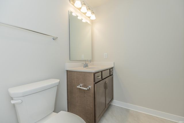 2715 Hauschild Drive, Evansville, IN 47712