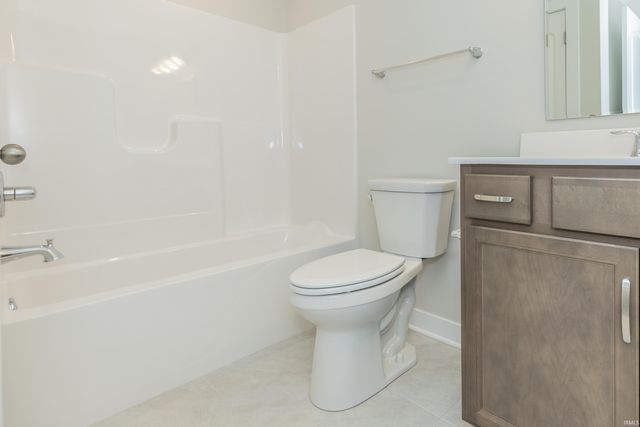 2715 Hauschild Drive, Evansville, IN 47712