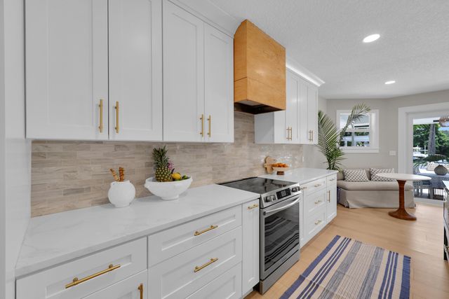 14138 Leeward Way, Palm Beach Gardens, FL 33410