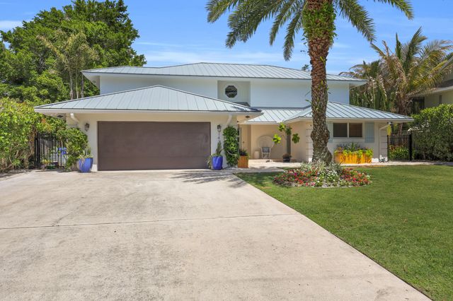 14138 Leeward Way, Palm Beach Gardens, FL 33410