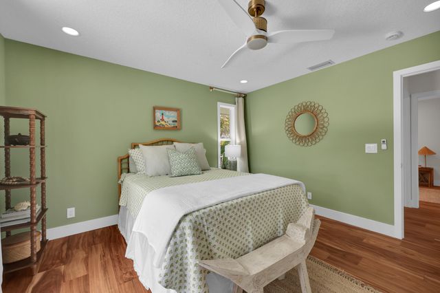 14138 Leeward Way, Palm Beach Gardens, FL 33410