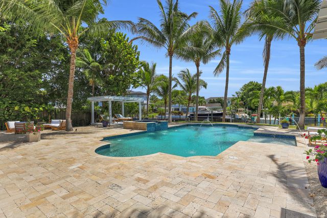 14138 Leeward Way, Palm Beach Gardens, FL 33410