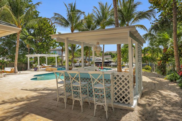 14138 Leeward Way, Palm Beach Gardens, FL 33410