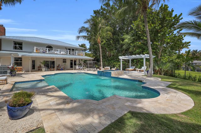 14138 Leeward Way, Palm Beach Gardens, FL 33410