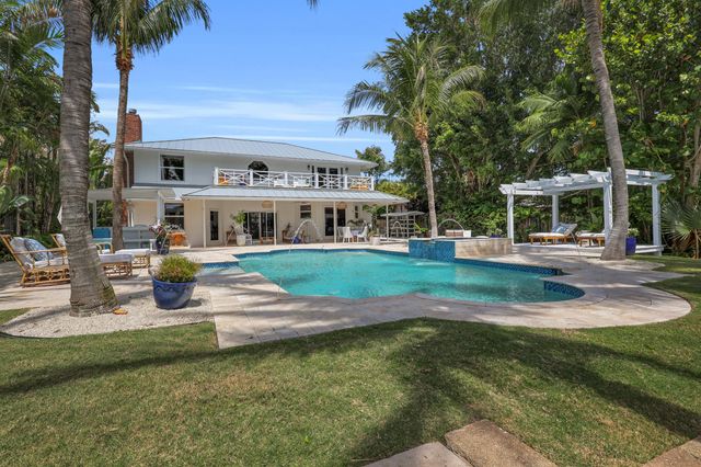 14138 Leeward Way, Palm Beach Gardens, FL 33410