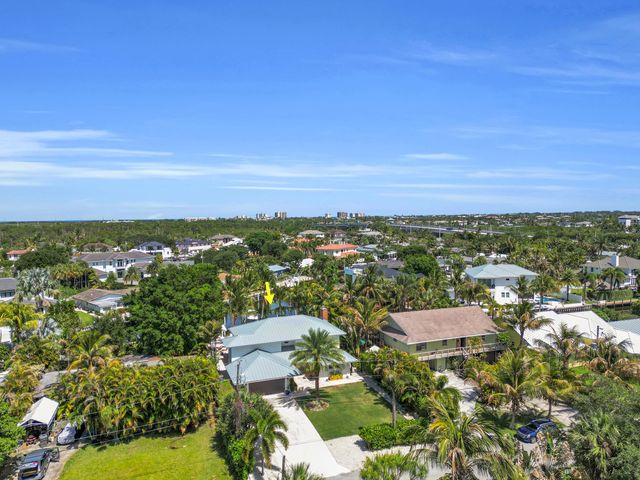 14138 Leeward Way, Palm Beach Gardens, FL 33410