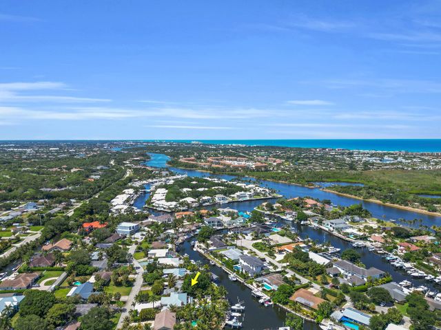 14138 Leeward Way, Palm Beach Gardens, FL 33410