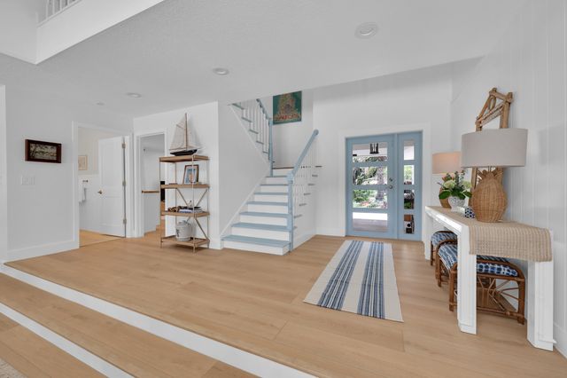14138 Leeward Way, Palm Beach Gardens, FL 33410