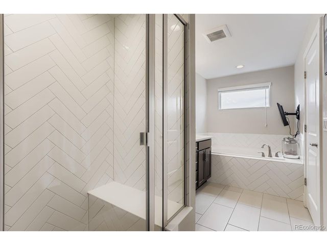 841 Robert St, Longmont, CO 80503