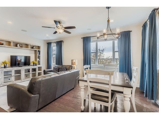 841 Robert St, Longmont, CO 80503