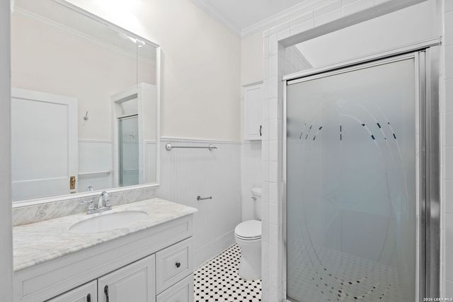 124 E Summit, San Antonio, TX 78212