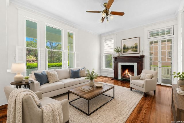 124 E Summit, San Antonio, TX 78212