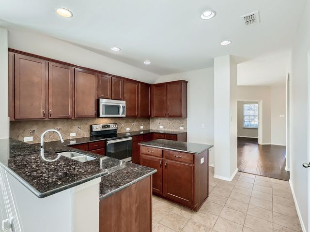 1270 Lasso Drive, Little Elm, TX 75068