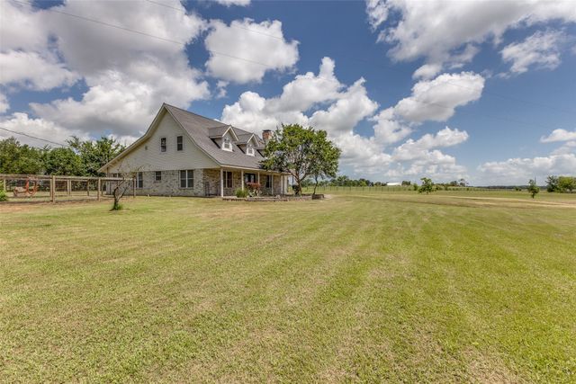1145 Vz County Road 3417, Wills Point, TX 75169