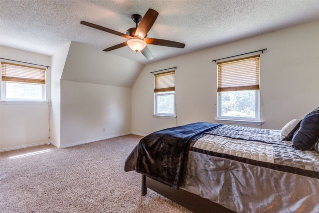 1145 Vz County Road 3417, Wills Point, TX 75169