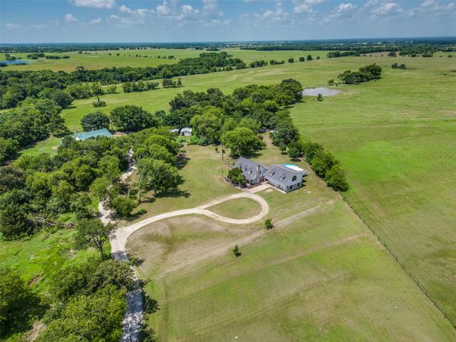 1145 Vz County Road 3417, Wills Point, TX 75169