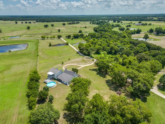 1145 Vz County Road 3417, Wills Point, TX 75169