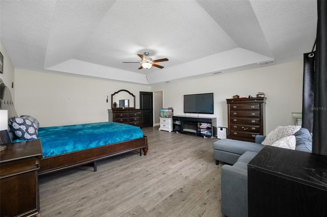 14311 HILL COUNTRY LANE, Dade City, FL 33525
