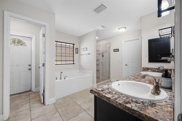 14311 HILL COUNTRY LANE, Dade City, FL 33525