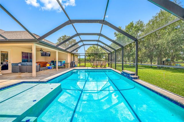 14311 HILL COUNTRY LANE, Dade City, FL 33525